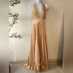 Mac Duggel Pleated Halter